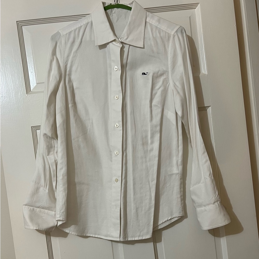 White Vineyard Vines Button Up for Women | Barely worn!